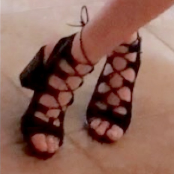 Steve Madden sandals - Picture 1 of 3